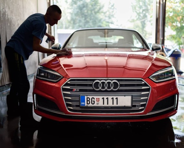 Iznajmljivanje vozila